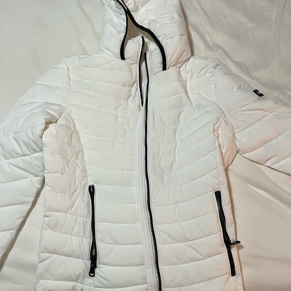 Calvin Klein Women's White Puffer Jacket